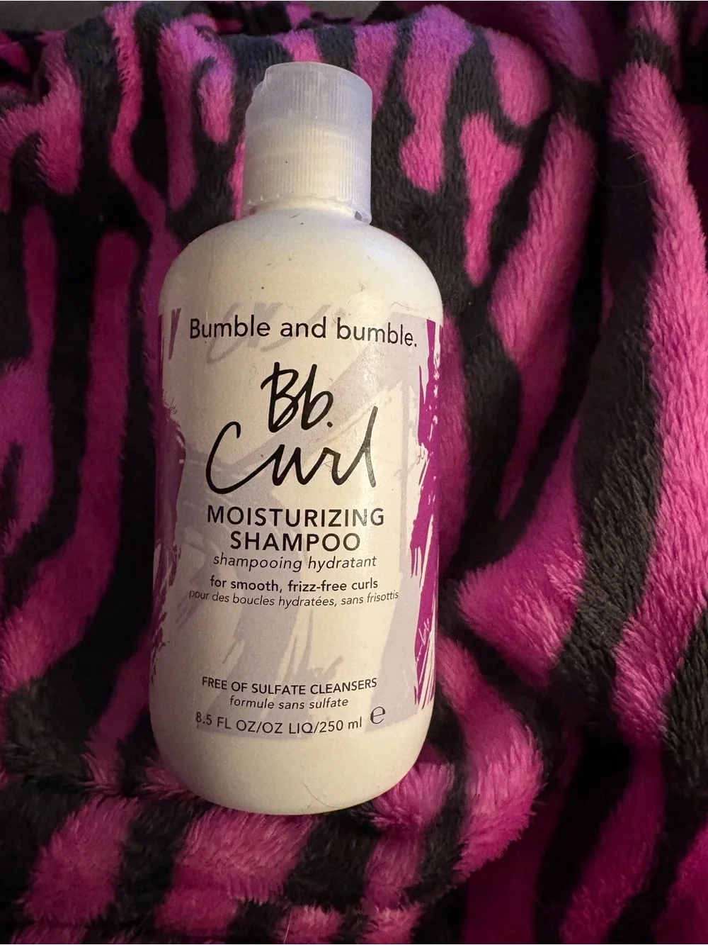 Bumble and bumble White & Purple Curl Moisturizing Shampoo Bottle